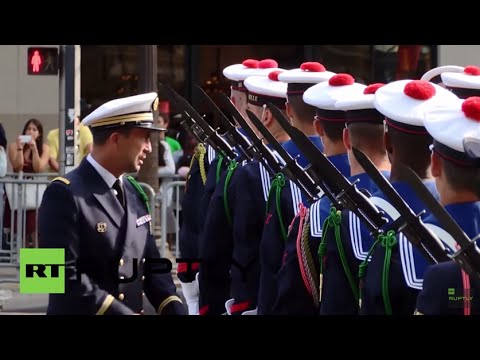 Youtube: France: Paris shows off military might at Bastille Day parade