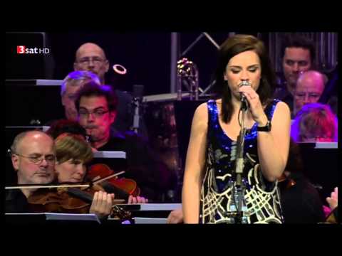 Youtube: Amy Macdonald & The German Philharmonic Orchestra (Full Concert in HQ)