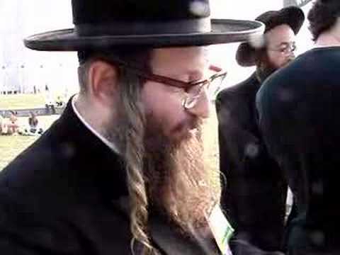 Youtube: Rabbi Weiss clarifies media lies