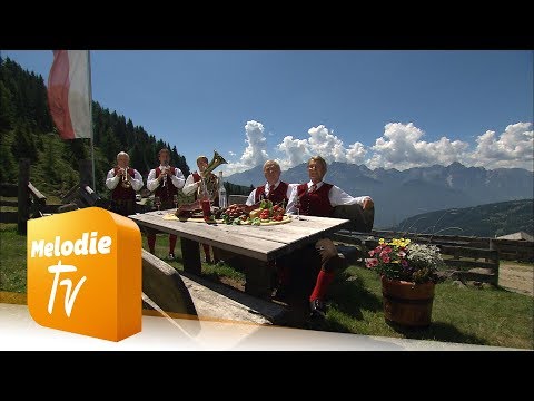 Youtube: Orig. fidele Lavanttaler - Wenn die Schwalben heimwärts ziehn (Musikvideo)