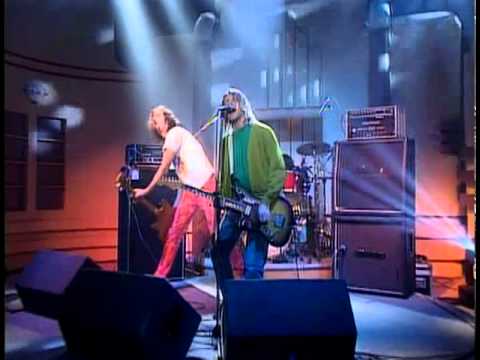 Youtube: Nirvana - Territorial Pissings - Live Tonight Sold Out