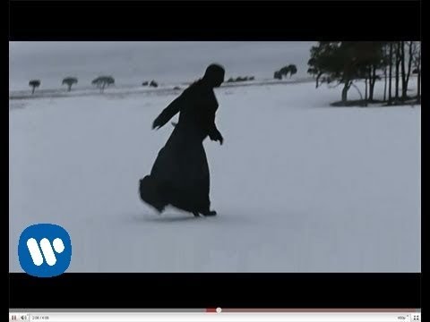 Youtube: Lykke Li - I Follow Rivers (Director: Tarik Saleh)