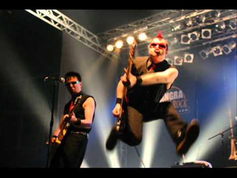 Youtube: Toy Dolls - kids In América