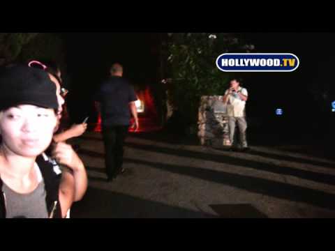 Youtube: Katherine Jackson At Michael Jackson House.