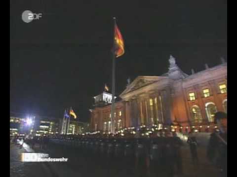 Youtube: Gebet Nationalhymne Ausmarsch Großer Zapfenstreich