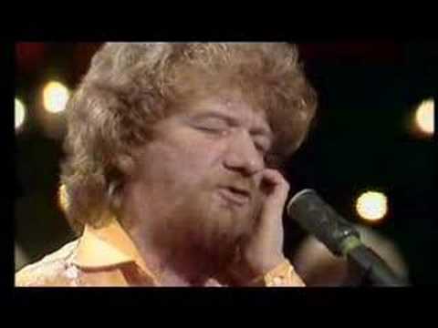 Youtube: Luke Kelly Hot Asphalt (1979)