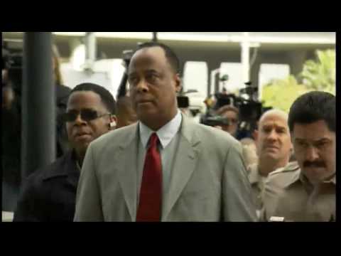 Youtube: Dr Conrad Murray arrives at court to face charges