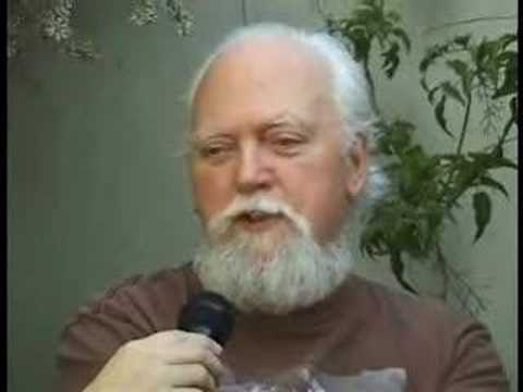 Youtube: Robert Anton Wilson, conspiracy author