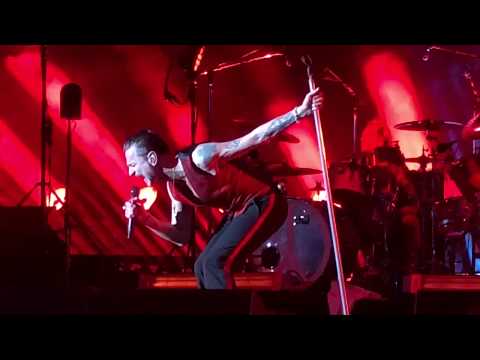 Youtube: Depeche Mode - Black Celebration (live) - Hollywood Bowl - October 16, 2017 HD