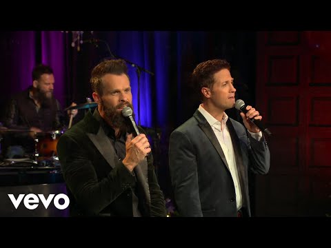 Youtube: Gaither Vocal Band - Tennessee Christmas