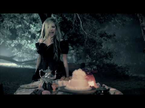 Youtube: ALICE IN WONDERLAND | Avril Lavigne - Official 'Alice (Underground)' | Official Disney UK
