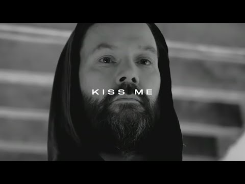 Youtube: REA GARVEY - KISS ME