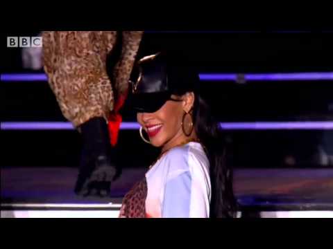 Youtube: Rihanna - We Found Love at BBC Radio 1 (Hackney Weekend) 2012