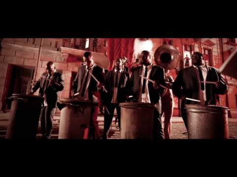 Youtube: Miss Platnum - She Moved In (Offizielles Musikvideo)
