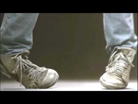 Youtube: Footloose - Kenny Loggins