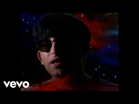 Youtube: The Lightning Seeds - The Life of Riley (Official Video)