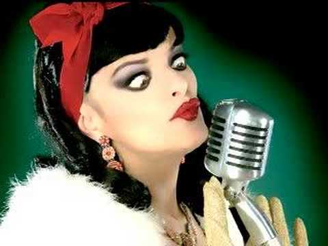 Youtube: Nina Hagen - Wir Leben Immer ... Noch