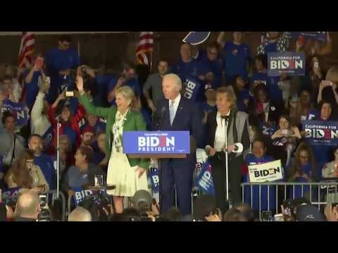Youtube: Joe Biden appears to confuse his wife and sister at the start of his Super Tuesday speech