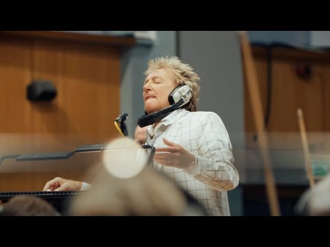 Youtube: Rod Stewart – Sailing with the Royal Philharmonic Orchestra (Official Video)