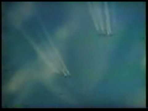 Youtube: Memphis Belle WWII Bomber Contrails - 1944