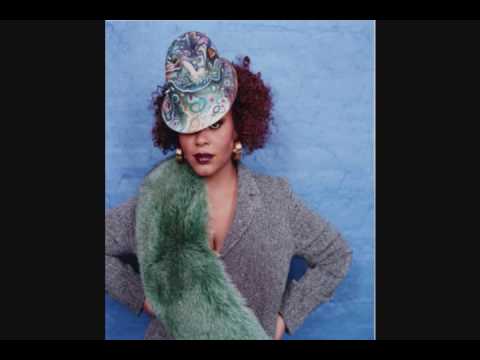 Youtube: Jill Scott - Crown Royal on Ice