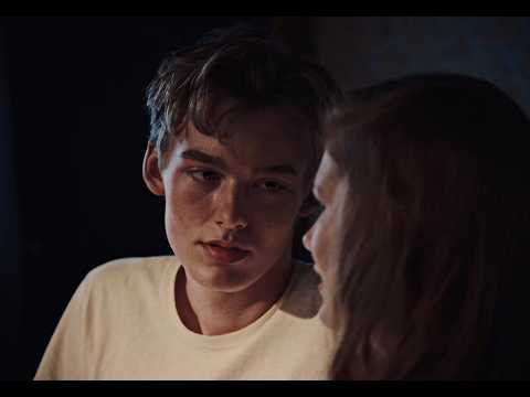 Youtube: Morrissey – The Monsters of Pig Alley (Offizielles Musikvideo)