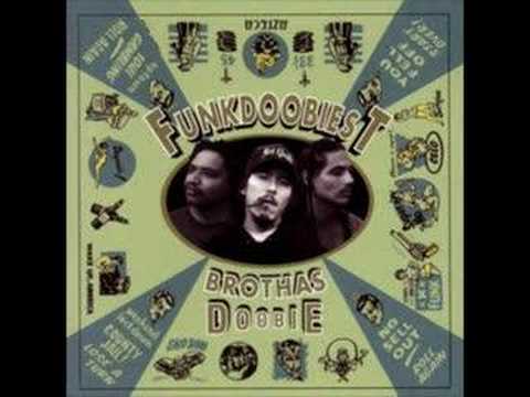 Youtube: Funkdoobiest - Rock On (Album Version)
