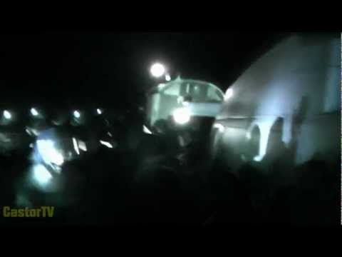 Youtube: Castor 2011 Polizei stürmt Sanitäts-Bereich in Laase 28.11.2011