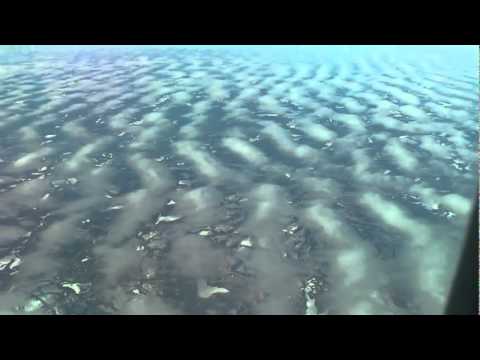 Youtube: Flug über Kanada- HAARP-Wolken in Wellenformation