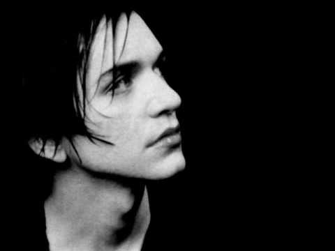 Youtube: Placebo - Running Up That Hill