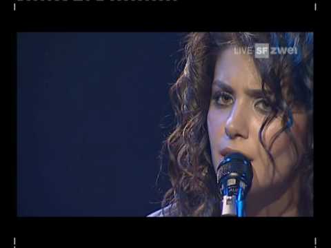 Youtube: Katie Melua - 9 Million Bicycles (live AVO Session)