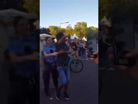 Youtube: Polizei tanzt Salsa mit Flüchtlinge Police dance