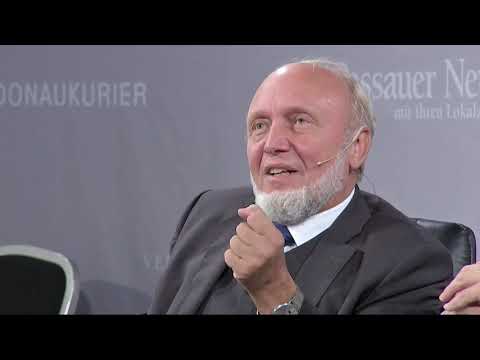 Youtube: Dr. Dr. Hans-Werner Sinn: "Merkel hat Reformen konsumiert" - "Energiewende ins Nichts"