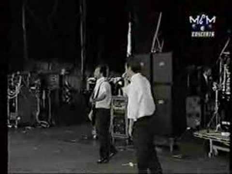 Youtube: Faith No More-The gentle art of making enemies LIVE