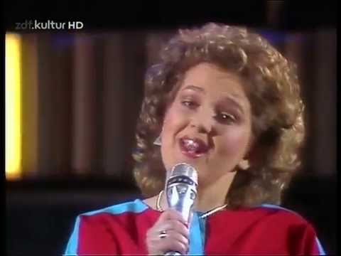Youtube: Nickerbocker & Biene - Hallo Klaus "i wü nur zruck" (ZDF Hitparade 1983) HD