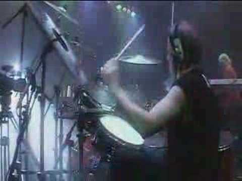 Youtube: Magnum- Vigilante (live 2005)