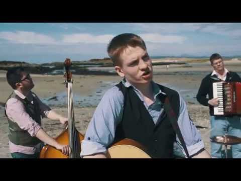 Youtube: Skipinnish // Walking On The Waves [Official Music Video] (ORIGINAL)