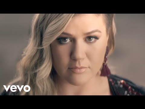 Youtube: Kelly Clarkson - Invincible