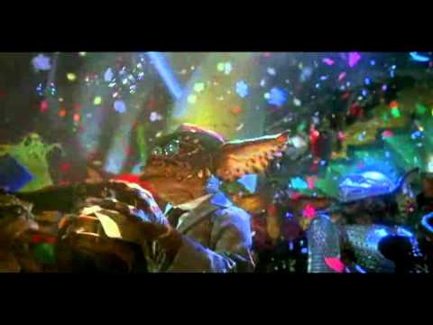 Youtube: Gremlins 2   New York New York