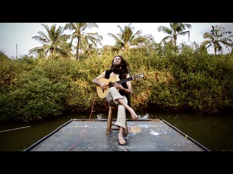 Youtube: Estas Tonne - The Song of the Golden Dragon