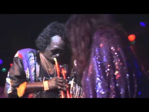 Youtube: Miles Davis & Chaka Khan: Human Nature (live in Montreux 1989)