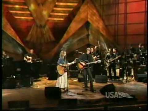 Youtube: Sheryl Crow & Kris Kristofferson - Me And Bobby McGee (live).avi