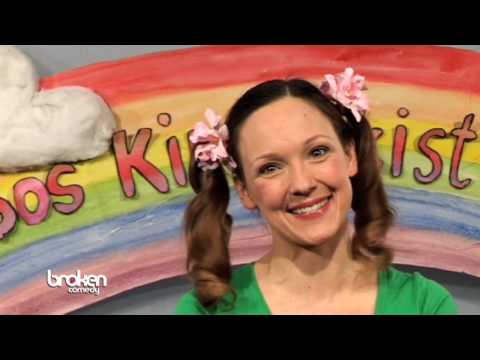 Youtube: Caro und Bobos KINDERKISTE - Bobo macht Lulu - Broken Comedy Offiziell