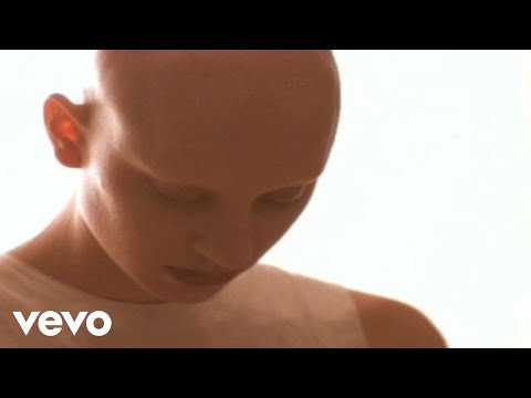 Youtube: Live - Lightning Crashes (Official Music Video)