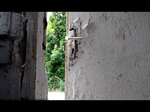 Youtube: LOST PLACES: Die ehemalige Schultafel-Fabrik | Deutschland (Urban Exploratio/Remake HD)