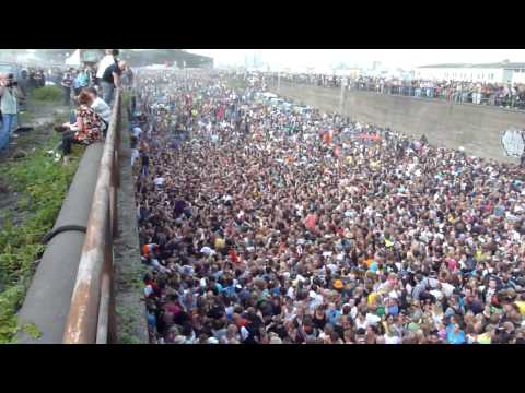 Youtube: Loveparade 2010 Teil 5