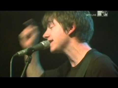 Youtube: Arctic Monkeys - When The Sun Goes Down (Live Liverpool 2005)