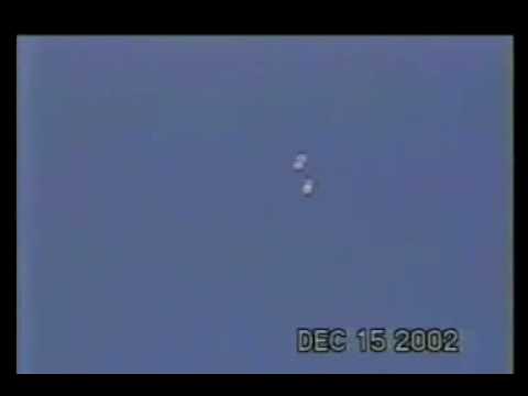 Youtube: UFO - Evidence - Wow Incredible Real - Mexico - Jaime Maussan Presentation Edit - 2 Luminous Orbs Interacting