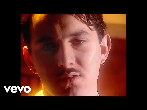 Youtube: Soft Cell - Say Hello, Wave Goodbye