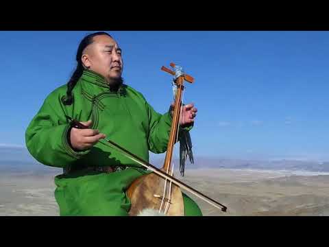 Youtube: Mongolian throat singing on a huge rock (Batzorig Vaanchig)